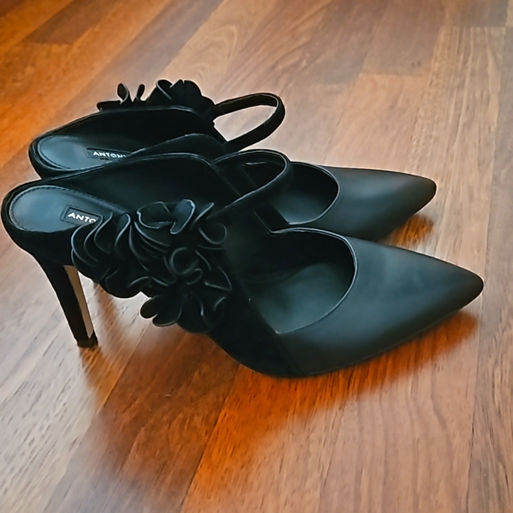 Antonio Melanie sandals